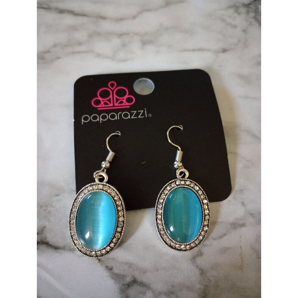 NWT Paparazzi Blue Oval Gemstone Dangle Earrings